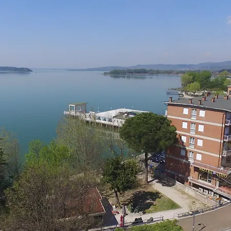 L'arco Di Charme Passignano sul Trasimeno