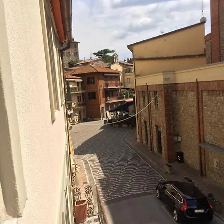 L'arco Di Charme 3* Passignano sul Trasimeno