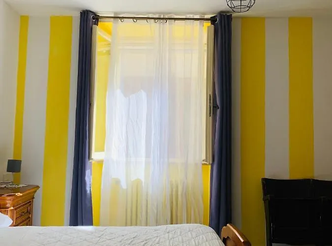 L'arco Di Charme ベッド・アンド・ブレックファスト 3*